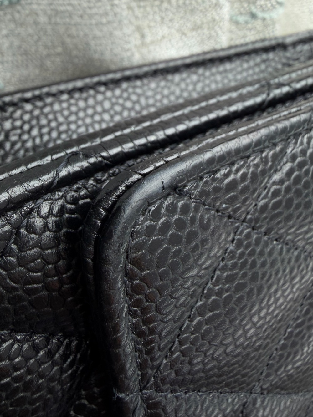 CHANEL Black Quilted Caviar Leather Crossbody Wallet with Silver Chain - Picture 16 of 17